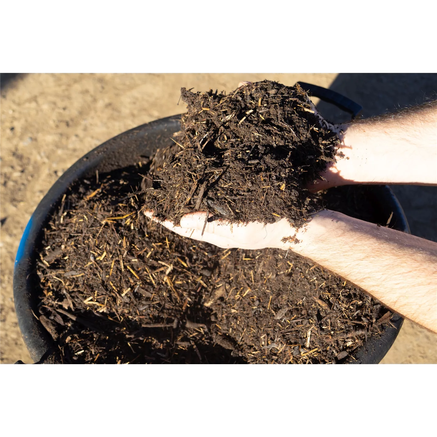 Kübel KunzTop Stauden-Abdeckmulch